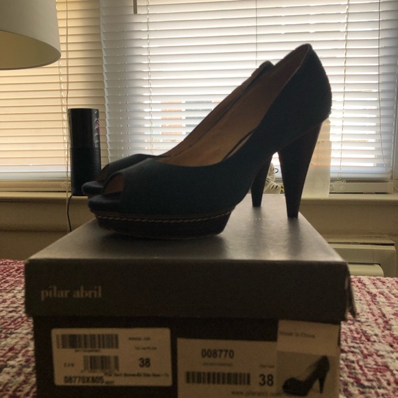 Pilar Abril Heels - Picture 5 of 5